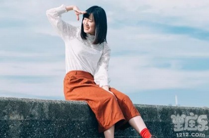 梦见和朋友在田地里走