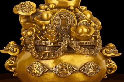 做梦梦到捡到很多古代铜钱