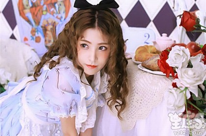 女人梦见小细蛇
