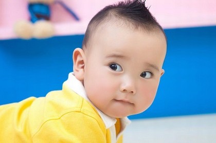 梦见牙齿很脏在刷牙