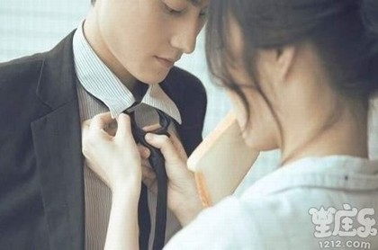 梦见嘴里有头发渣