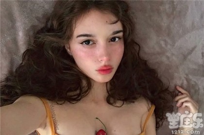 女人梦见抓了好多很大的鱼