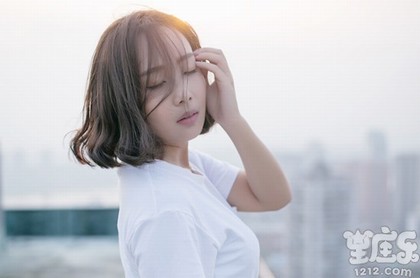 梦见去世的老人要回家是什么意思