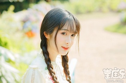 梦见穿一身红衣服结婚